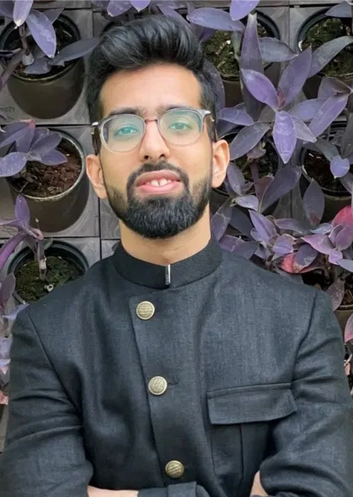 Book a call with Daksh Juneja on sprect.