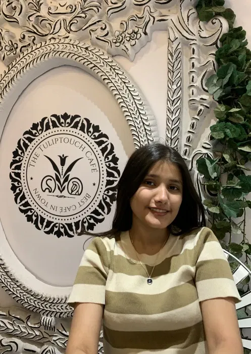 Book a call with Mahima Pamnani on sprect.