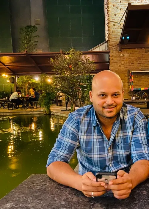 Book a call with Meherzad Karanjia on sprect.