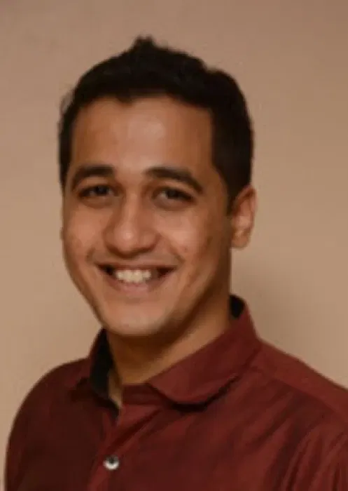 Book a call with Guransh Singh Keer on sprect.