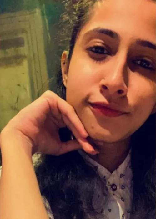 Book a call with Sunny Amlani on sprect.