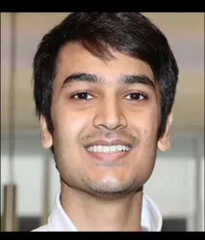 Book a call with Sumeet Singh on sprect.