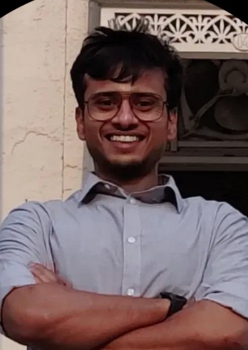 Book a call with Ayaan Chauhan on sprect.