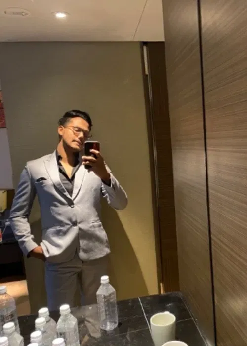 Book a call with Jay Jain on sprect.