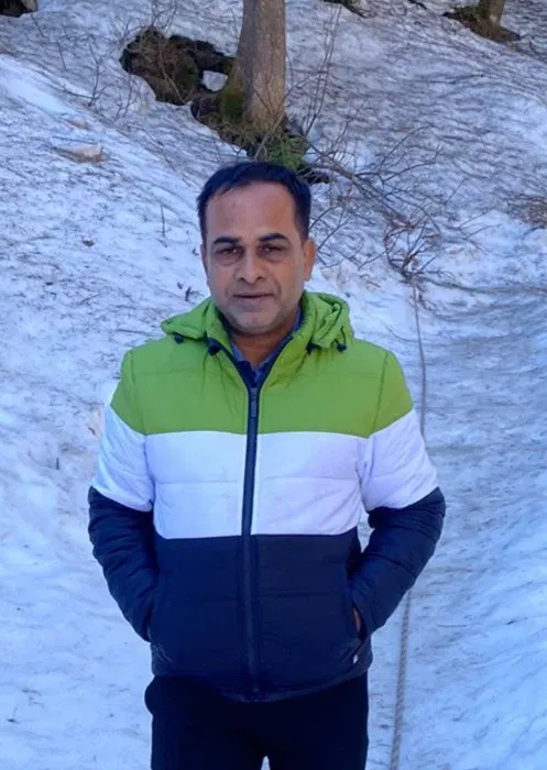 Book a call with Dhruv Gangar on sprect.