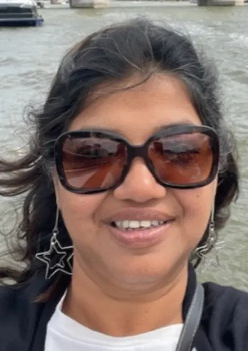 Book a call with Saad Jamal on sprect.