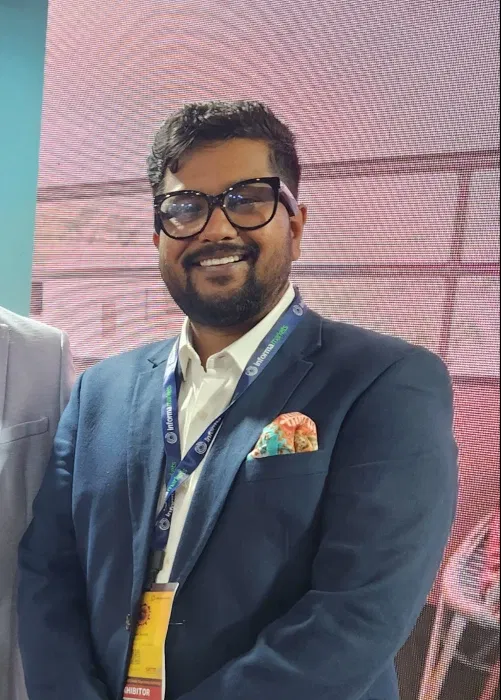 Book a call with Ar. Siddharth Panchal on sprect.