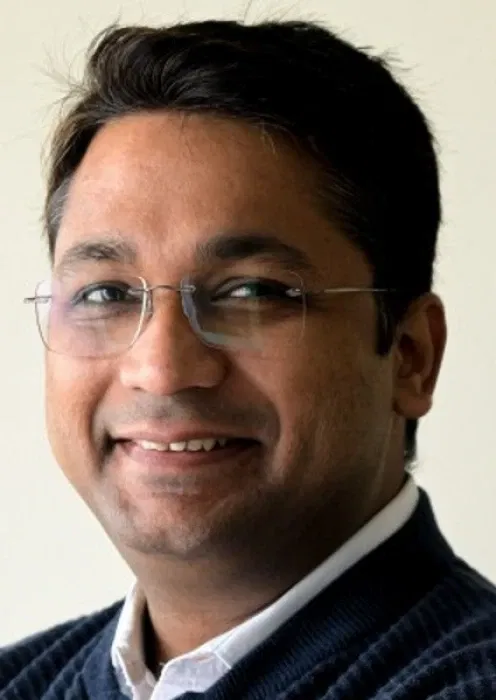 Book a call with Kirti Shingada on sprect.