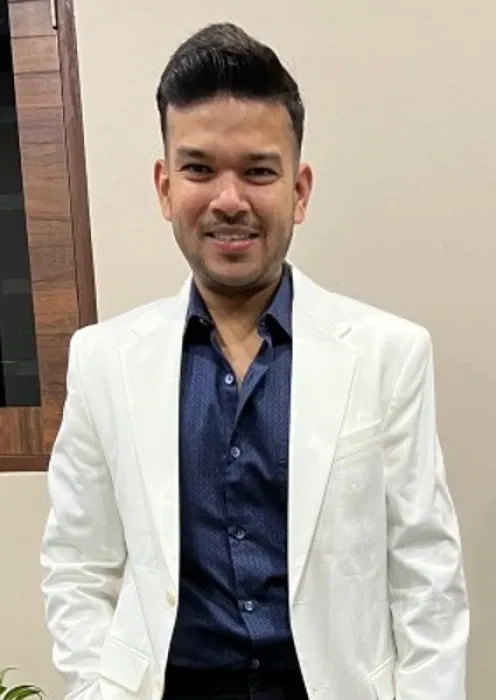 Book a call with Anushka Bhatnagar on sprect.