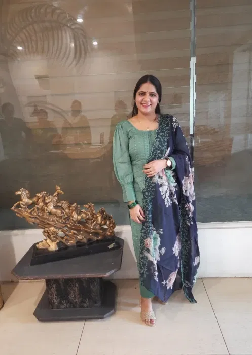 Book a call with Kashish Jadhwani on sprect.